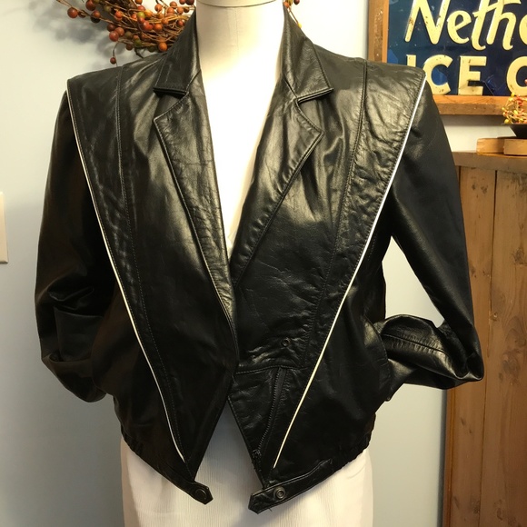 Wilsons Leather Jackets & Blazers - Vintage Wilson black Leather moto crop coat jacket
